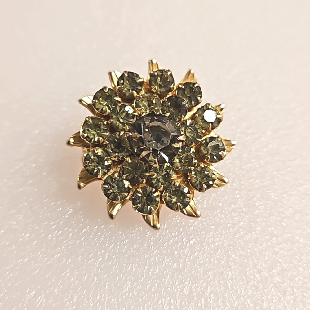 Vintage smokey gray or olive rhinestones goldtone floral brooch pin sunflower